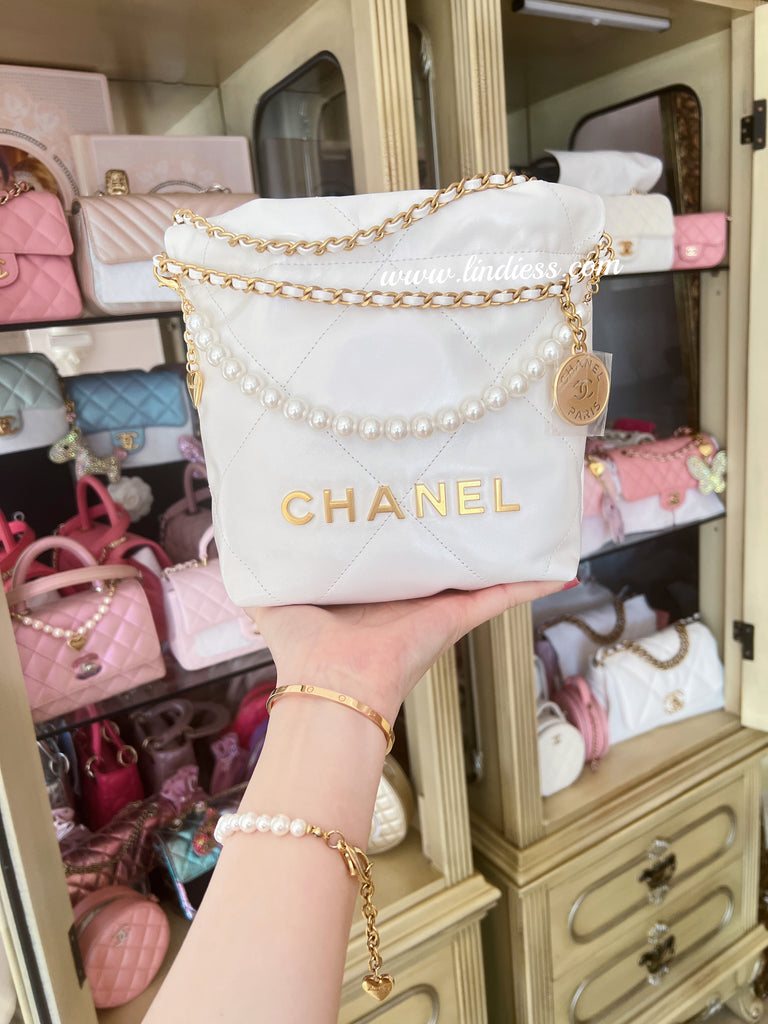 PEARL LOVE BAG CHARM