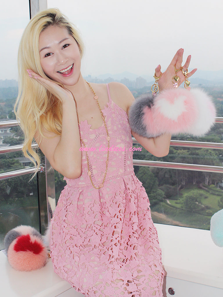 SWEETHEART POM POM