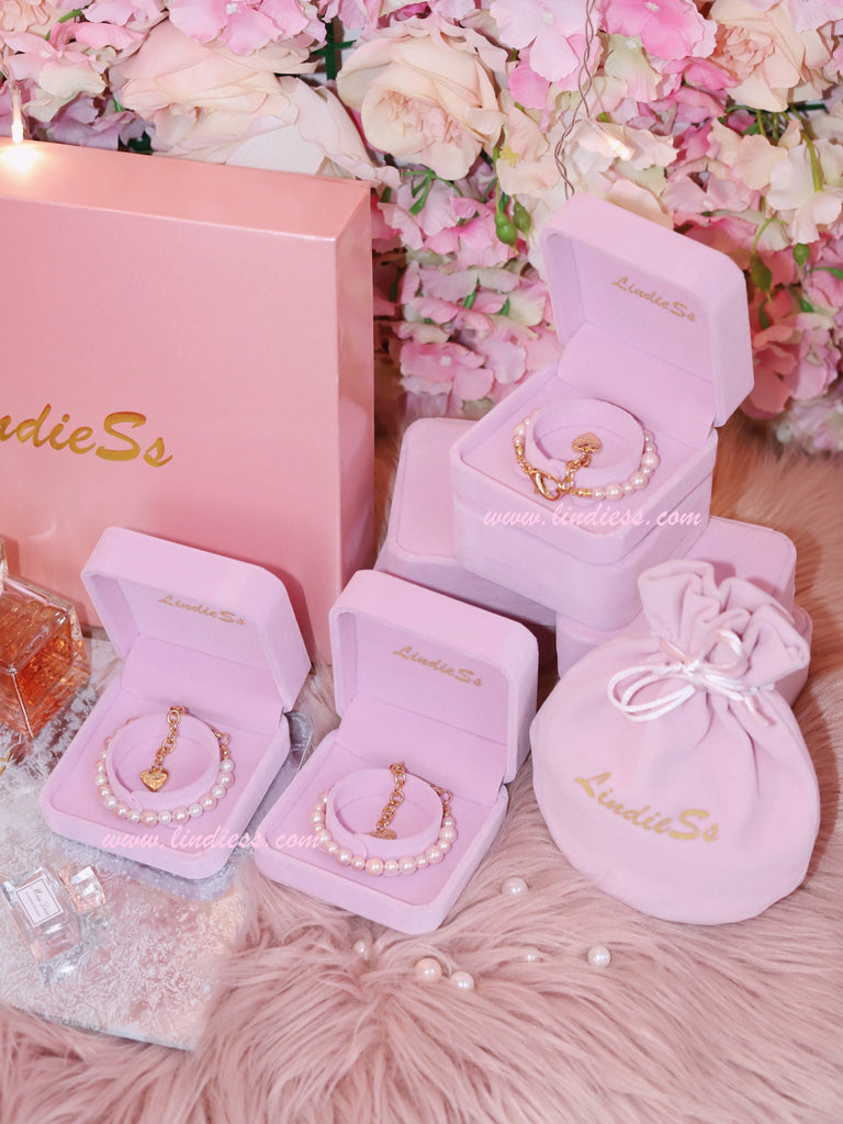 PEARL LOVE BRACELET