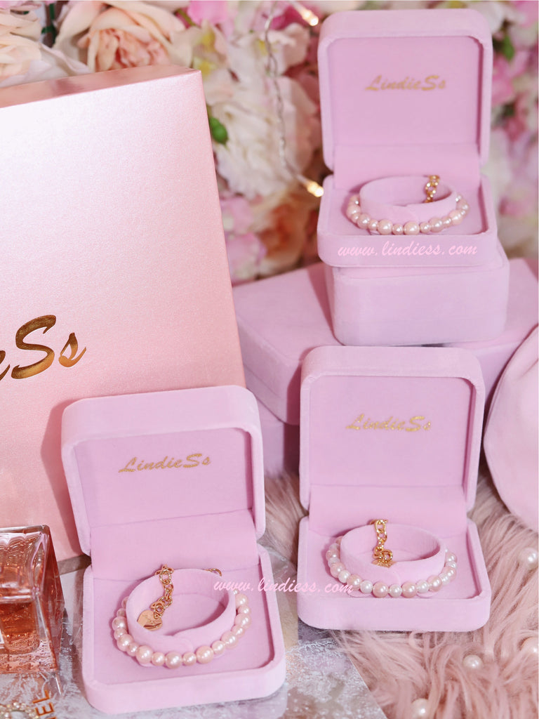 PEARL LOVE BRACELET