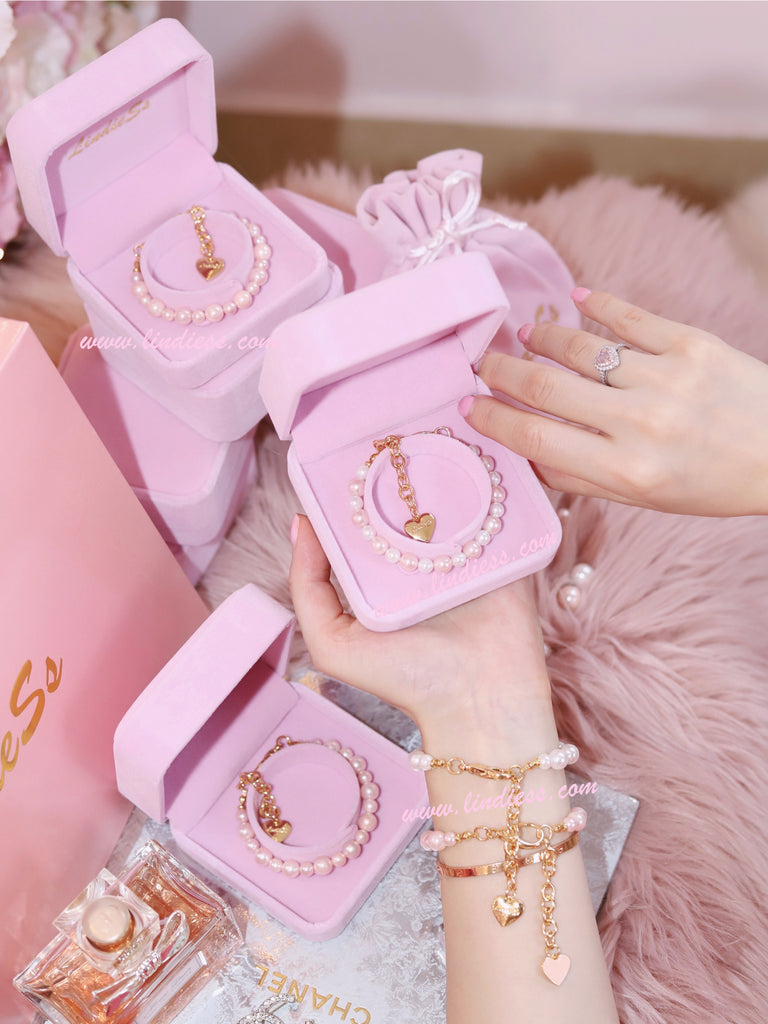 PEARL LOVE BRACELET