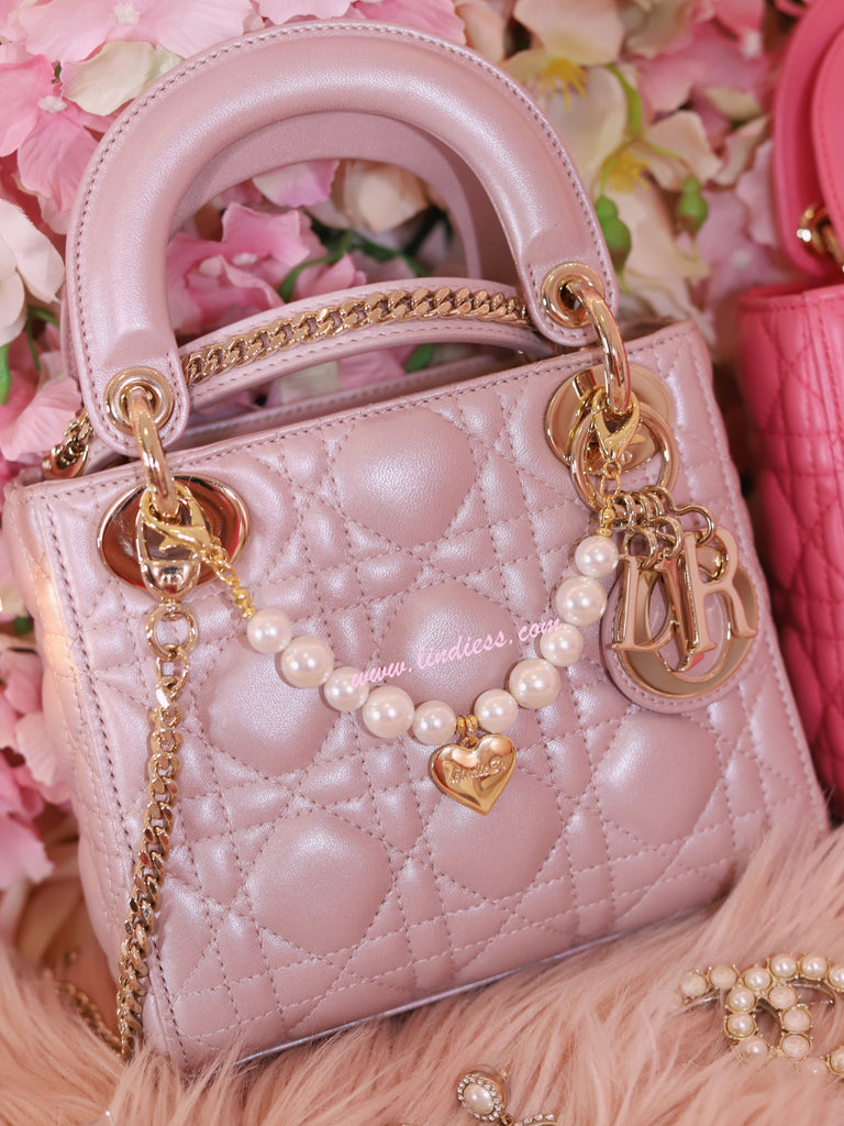 PEARL LOVE BAG CHARM