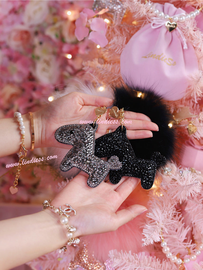 PRINCESS CRYSTAL HORSE POM POM - DARK SILVER & SO BLACK