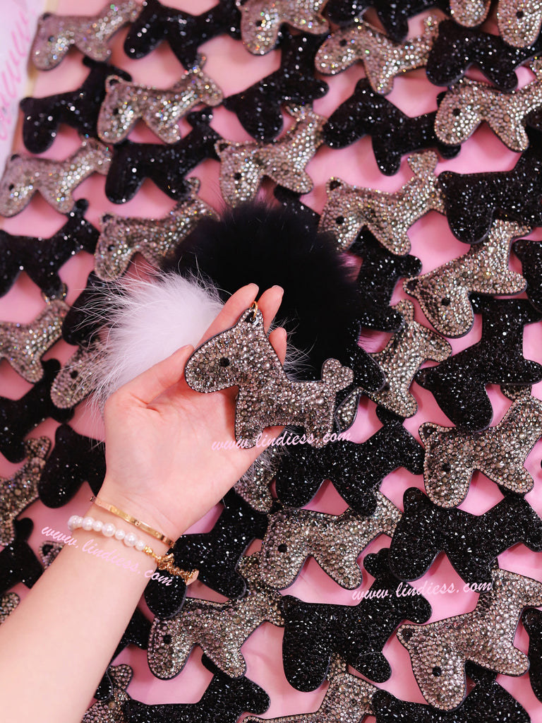 PRINCESS CRYSTAL HORSE POM POM - DARK SILVER & SO BLACK