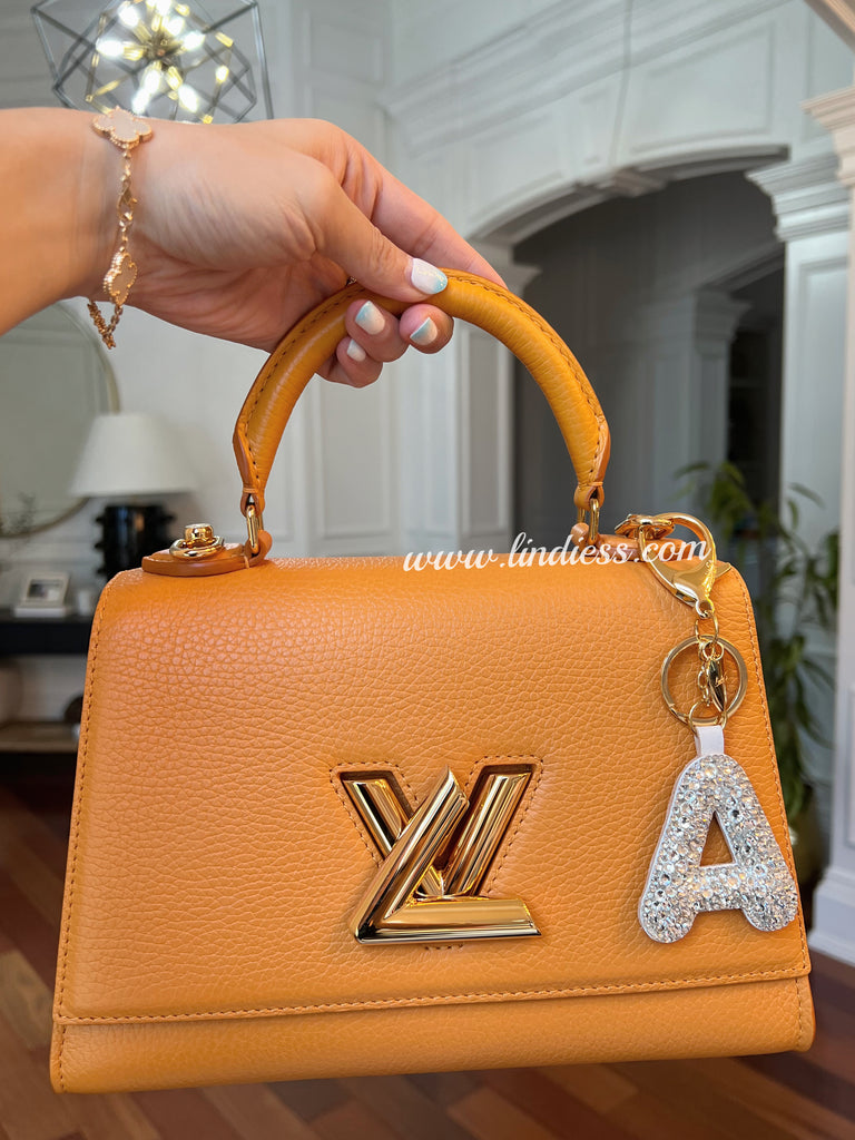 LINDIESS X CHARIS BLING BLING ABC INITIAL BAG CHARM
