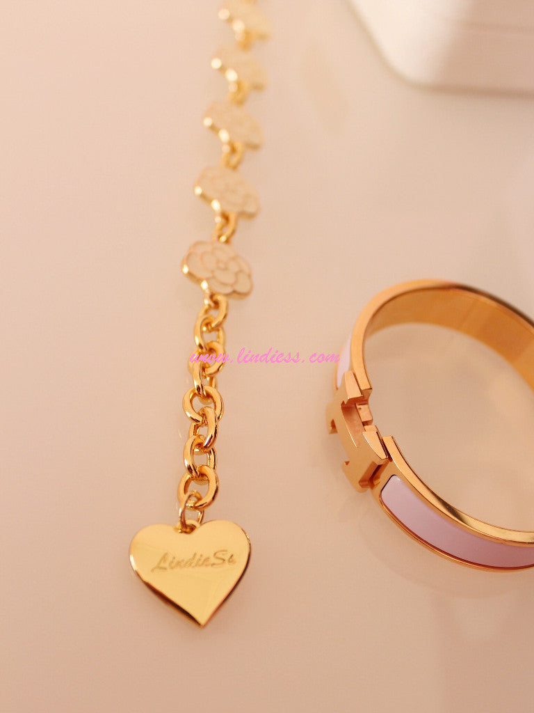 CAMELLIA LOVE BRACELET
