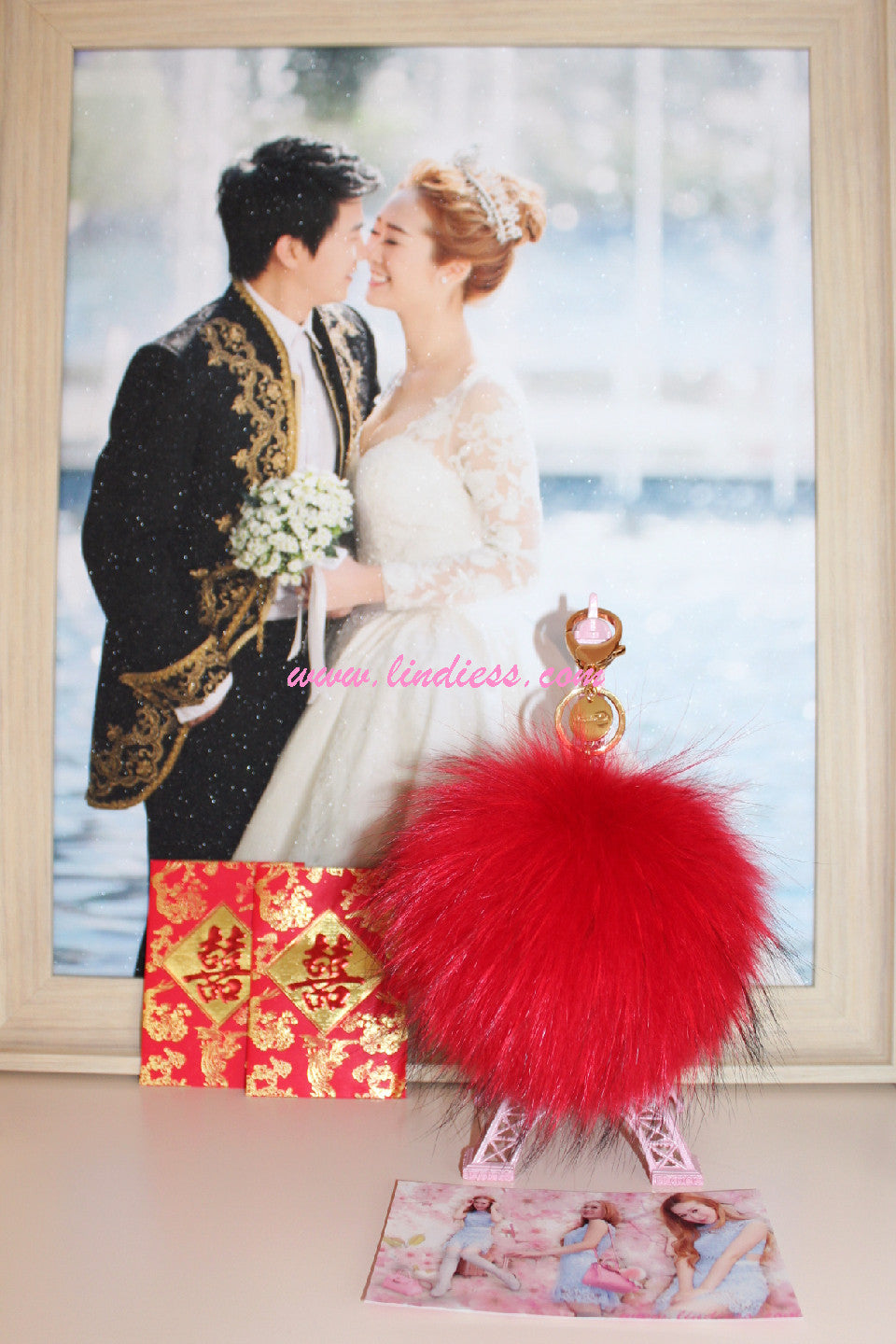 LindieSs Fluffy Fox Monster Pom Pom Red with Black Ends