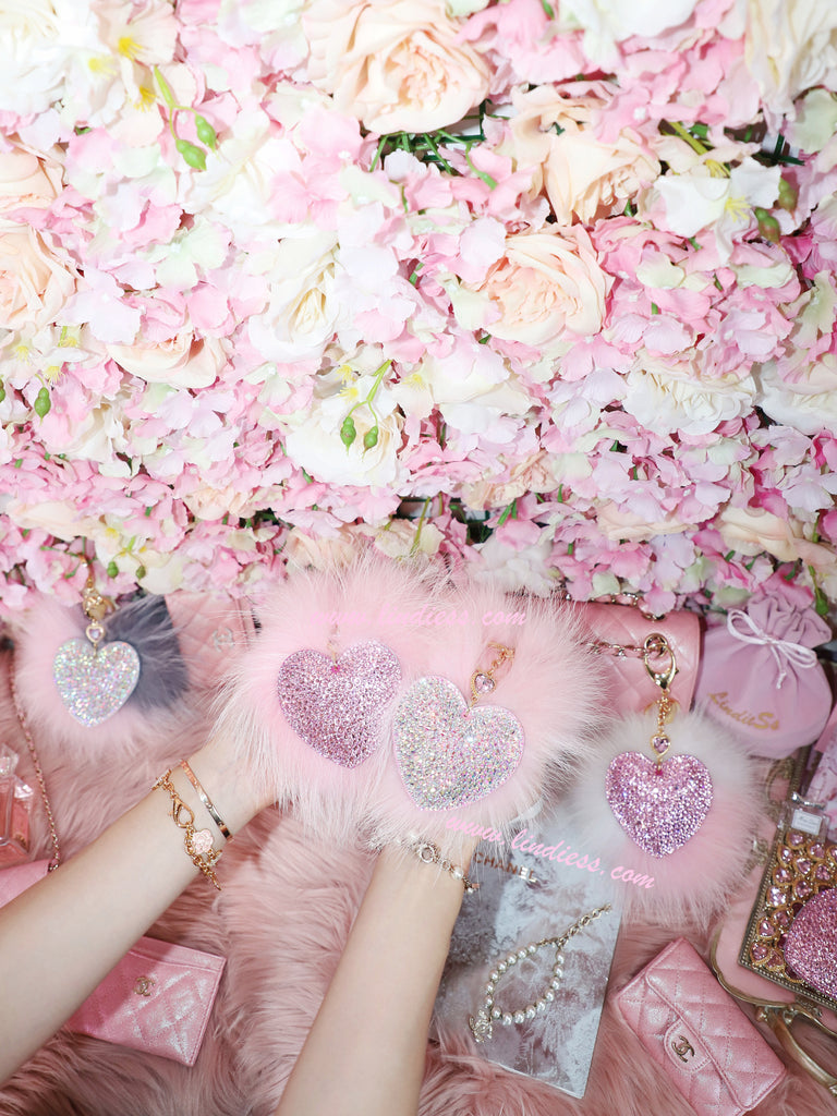 PRINCESS CRYSTAL HEART POM POM