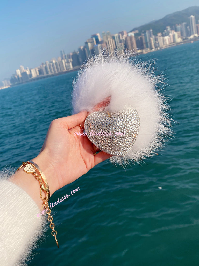 PRINCESS CRYSTAL HEART POM POM
