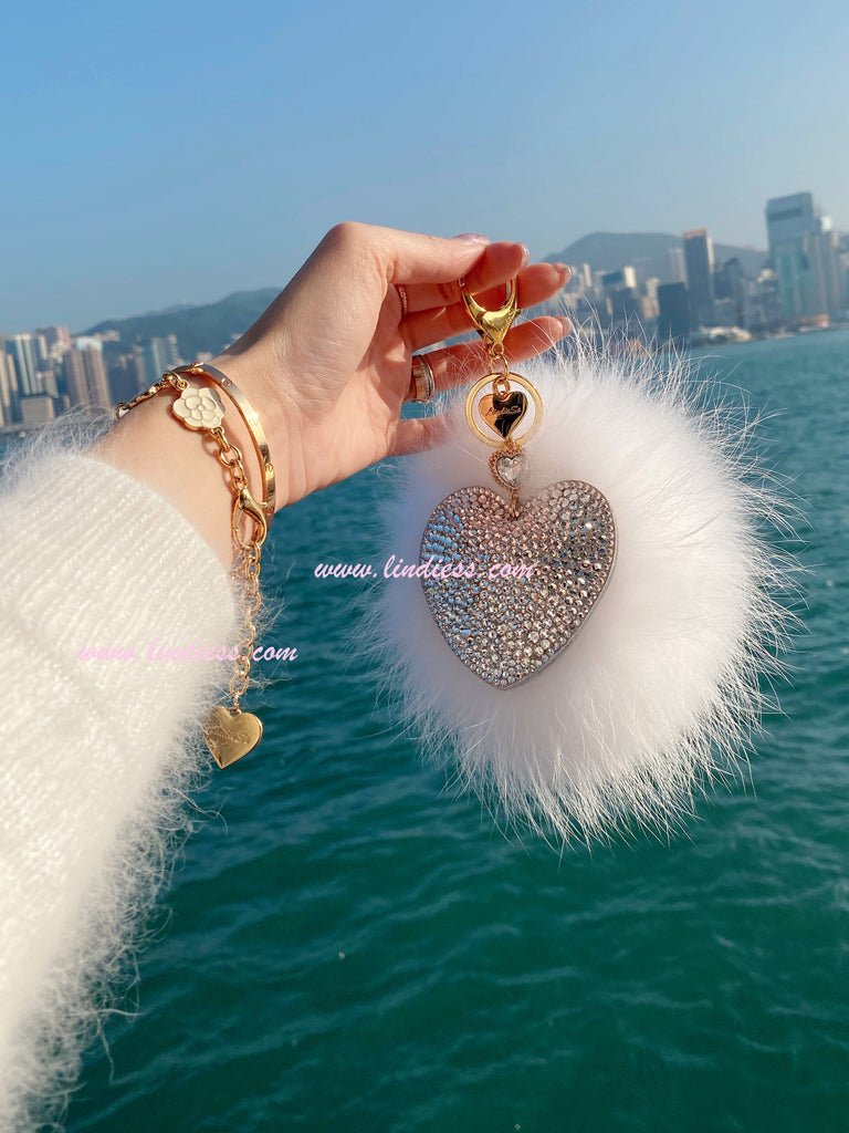 PRINCESS CRYSTAL HEART POM POM