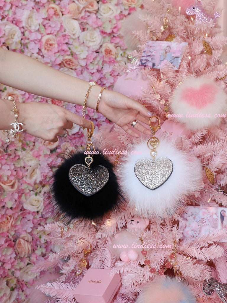PRINCESS CRYSTAL HEART POM POM