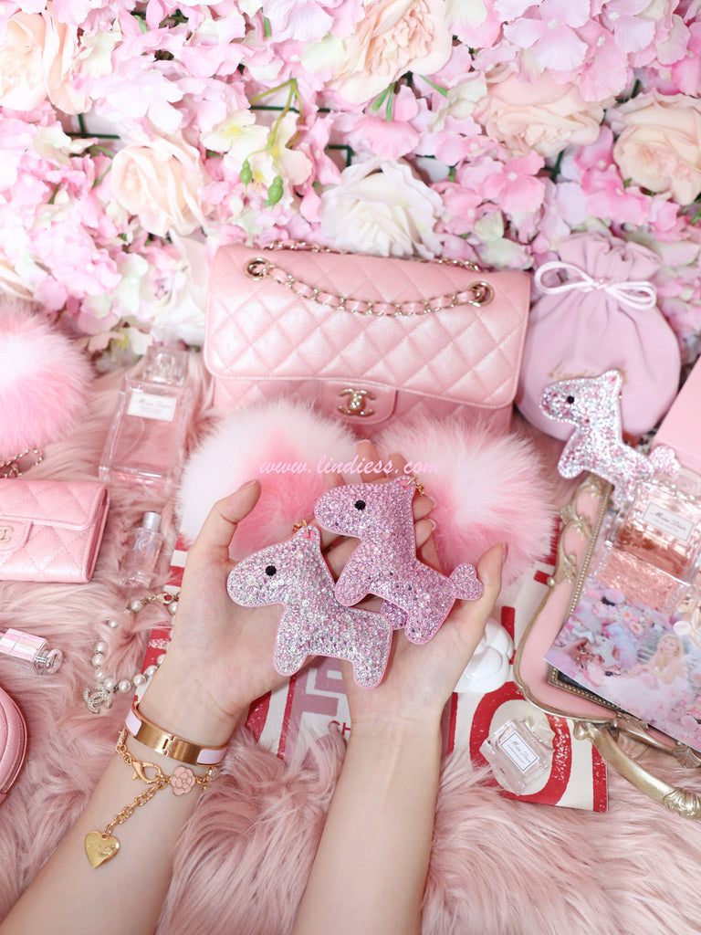 PRINCESS CRYSTAL HORSE & MINI SWEET HEART POM POM